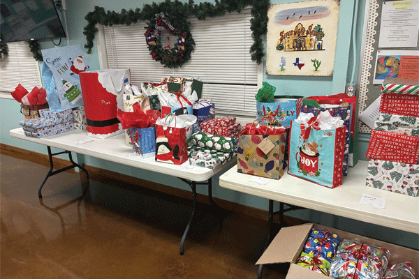 Gifts Leal Elem 02 web