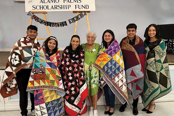 IMPORTANT Julie Perry with 6 kids USE web