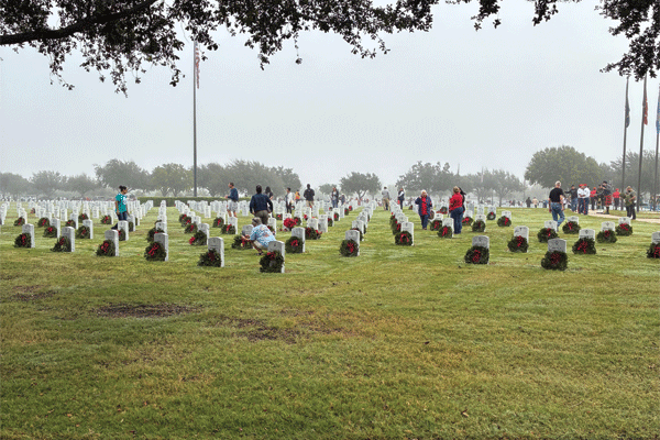 RGV State Veterans Cem Wreaths 03 web
