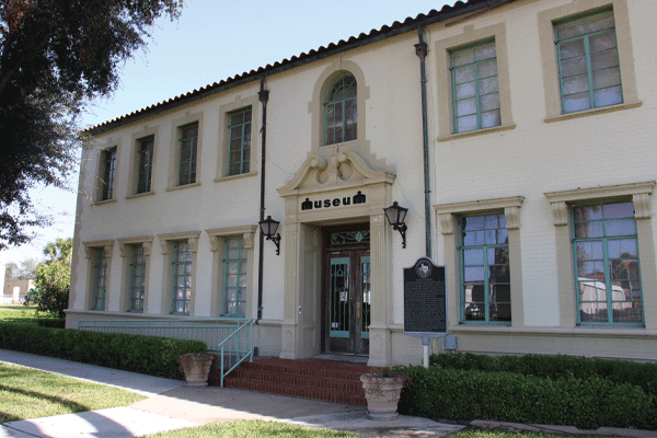 20201216 Mission Mission Historical Museum CAB 4569 web