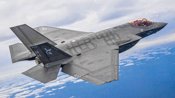 20220330 WOST Navy F 35C